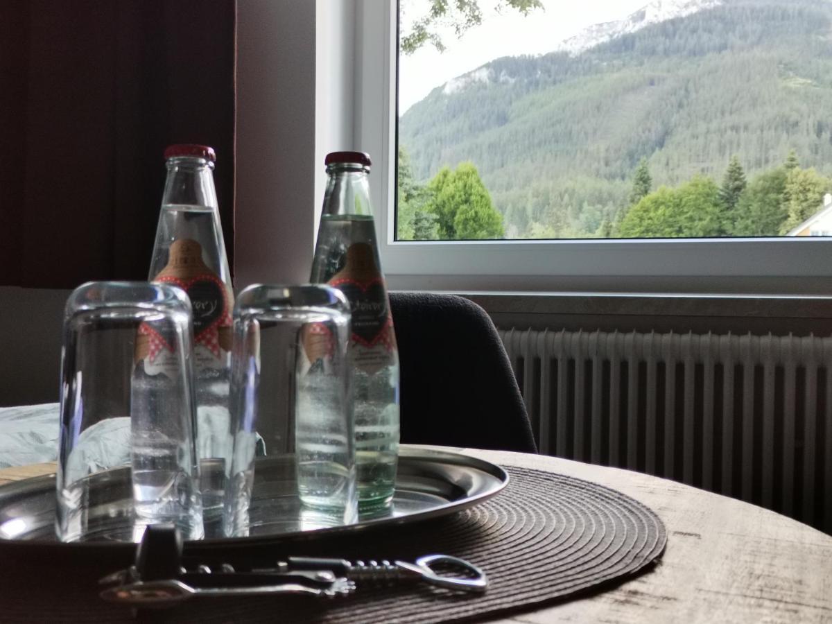 Haus Bergblick Fruehstueckspension Oberort ภายนอก รูปภาพ