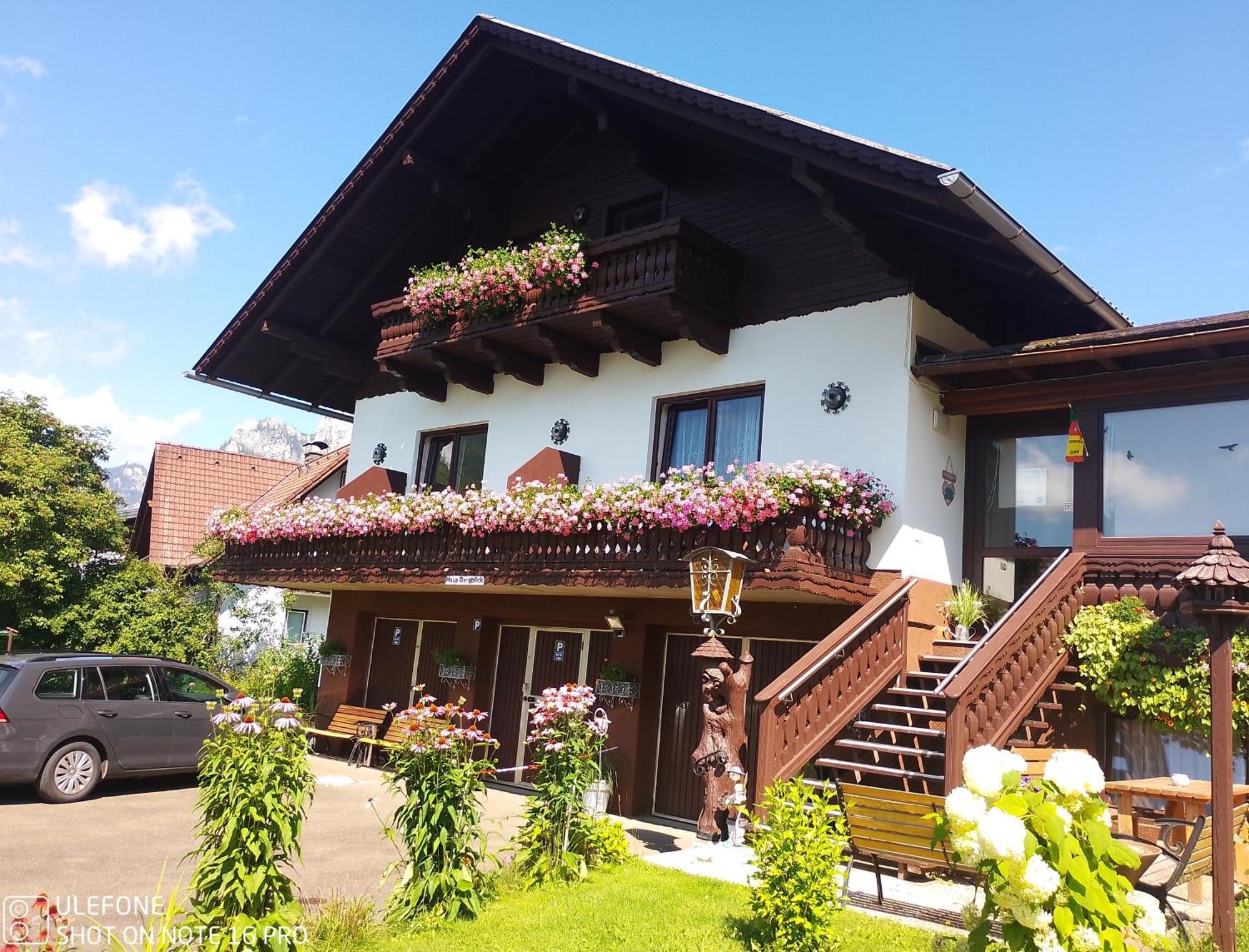 Haus Bergblick Fruehstueckspension Oberort ภายนอก รูปภาพ